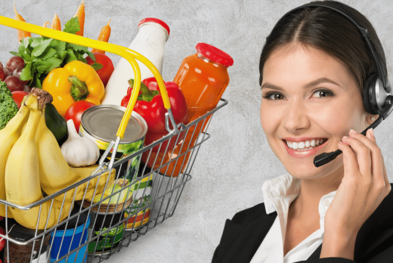 Canasta con alimentos y agentes de call center - Estampillas de comida (SNAP)