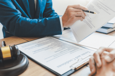 Lawyer lawsuit Notary Consultation - Contactos de asesoría legal por Estado