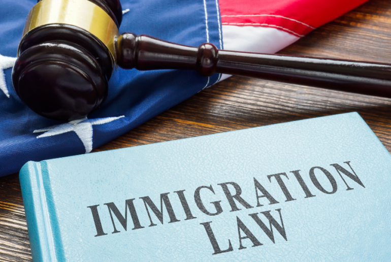 abogado-de-inmigración-sin-costo